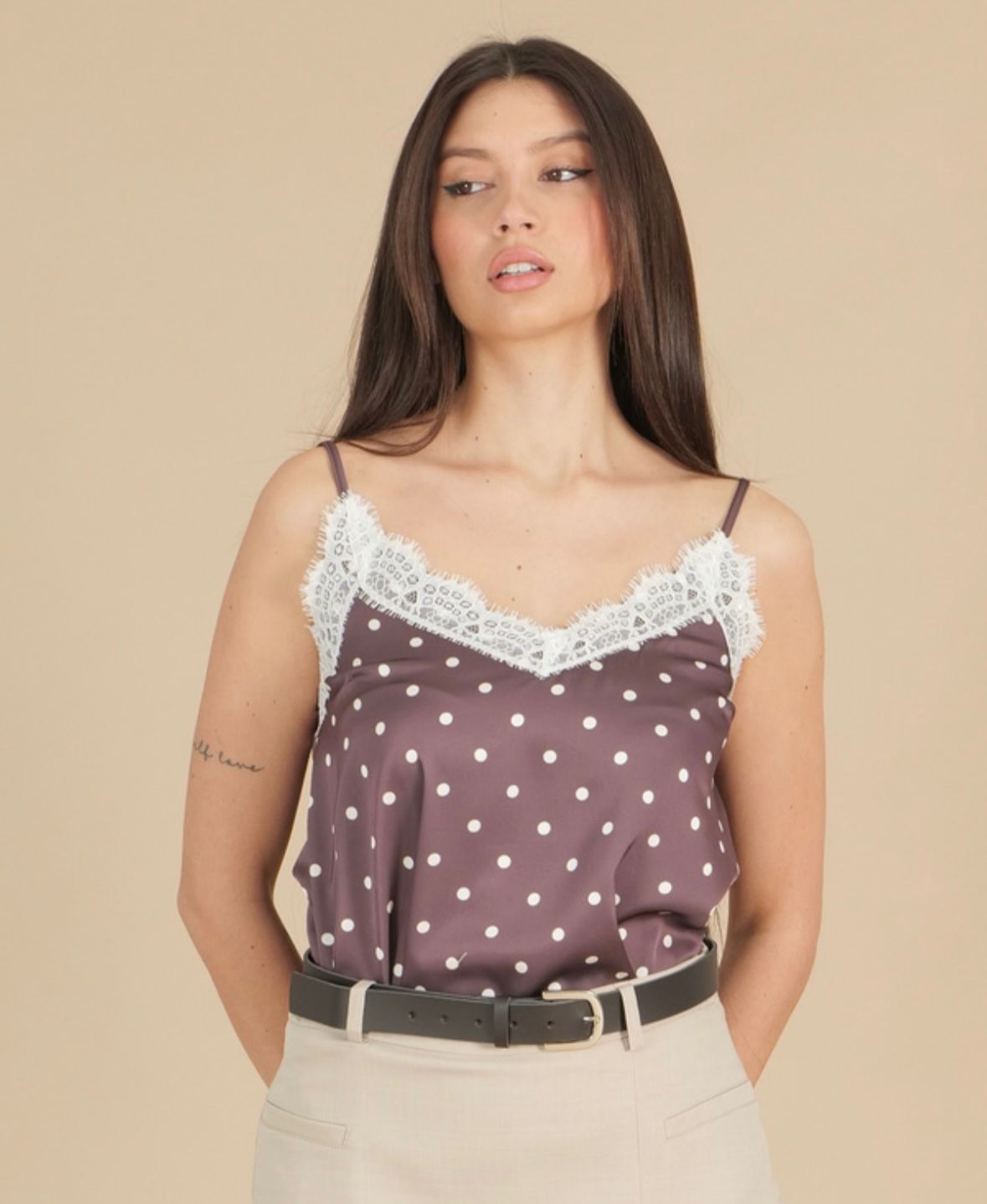 EIKI- Top Pois